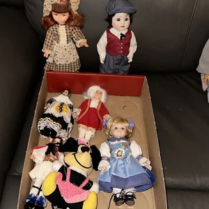 Miscellaneous Doll Lot  - Picture 1 of 8