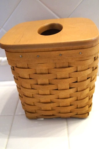 LONGABERGER TALL TISSUE BOX BASKET W/ WOOD LID 2003 Cover
