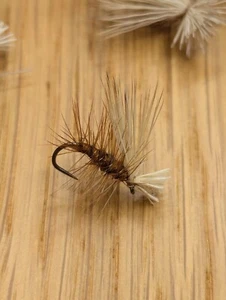 π CLEARANCE π ,trout flies( Elk Hair Sedge ) πX 12 Barbless π,πππππ§΅π§΅π§΅ - Picture 1 of 1