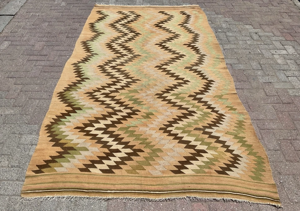 6 x 9 ft Handmade Soft kilim rug vintage kilim rug Turkish rug bedroom rugs - Image 1 of 4