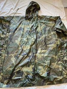 Poncho de lluvia camuflaje militar genuino de Estados Unidos - Imagen 1 de 24