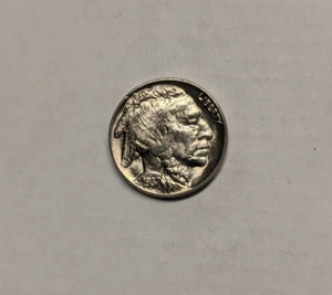1937 Buffalo Nickel - Outstanding Lustrous Gem Uncirculated 5¢ Coin - Picture 1 of 8