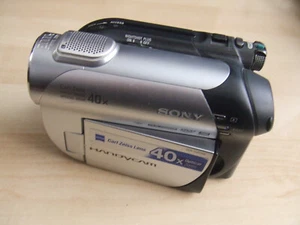 PLS READ DESC - Sony Handycam DCR-DVD106E Handheld DVD-RW Camcorder Video Camera - Picture 1 of 8