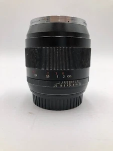 Carl Zeiss Distagon 28 F2.0 ZE Lens Canon EF Mount - Picture 1 of 3