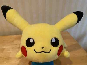 Pokemon Pikachu ~ 12 Zoll lächelndes Plüschtier Stofftier ~ superweich ~ Neu mit Etikett ~ bezaubernd! - Bild 1 von 13