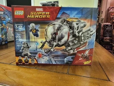 LEGO #76109 Marvel Super Heroes "Quantum Realm Explorers"  NISB - Image 1 of 3