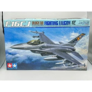 Tamiya 60315 F-16CJ Block 50 Fighting Falcon 1:32 Scale Model Kit Open Box - Picture 1 of 4