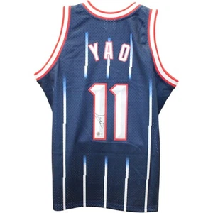 Yao Ming Autographed Houston Rockets Mitchell & Ness Navy Jersey Beckett 46881 - Picture 1 of 4