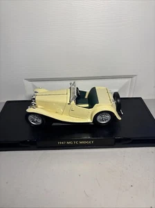 1947 MG TC MIDGET YELLOW 1/18 DIECAST MODEL CAR BY ROAD SIGNATURE 92468 - Picture 1 of 6