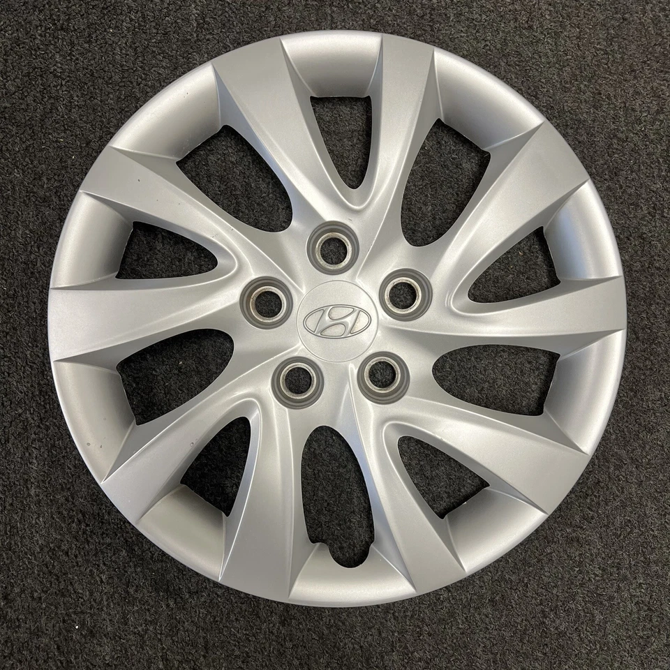 Hyundai Elantra 2011-2015 16" calota/tampa de roda OEM - Imagem 1 de 1