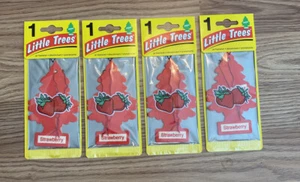 Paquete de cuatro (4) ambientador de coche Little Trees FRESA - Imagen 1 de 2