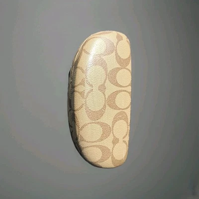 Estojo de óculos de sol Coach Signature logotipo concha de molusco capa dura vidro para os olhos - Imagem 1 de 4