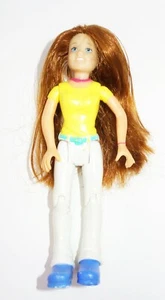 Fisher Price Loving Family Mujer Mamá Camisa Amarilla Pantalones Blancos Cabeza Roja - Imagen 1 de 3