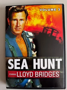 SEA HUNT - STARRING LLOYD BRIDGES - VOLUME 3 - 2012 - DVD - Picture 1 of 4