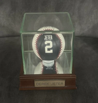 Derek Jeter New York Yankees MLB béisbol facsímil autógrafo con estuche Foto 1 de 4