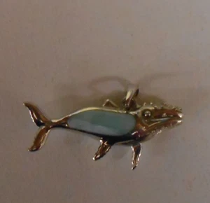 STERLING SILVER WHALE PENDANT or CHARM WITH A UNKNOWN STONE 7.25 GR. - 0.233 OZ - Picture 1 of 9
