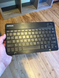 Arteck Bluetooth Wireless Keyboard Black - Picture 1 of 2