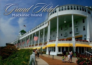 Mackinac Island,MI Grand Hotel Michigan Postcard - Picture 1 of 2