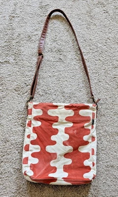 Maika Monedero Bandolera Algodón Reciclado Lona Mandarina Naranja Desteñido Bolso de Mano Foto 1 de 4