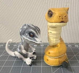 Lot Of 2 Fingerlings Untamed Interactive Ghost Raptor & TOXIN Rattlesnake WORKS - Picture 1 of 17