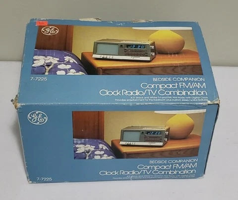General Electric Vintage Television Clock Radio 1986 7-7225A Tested Works Cover