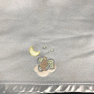 Coperta Wamsutta bambino blu Lovey raso rilegatura pile sicurezza orso addormentato  - Foto 1 di 5