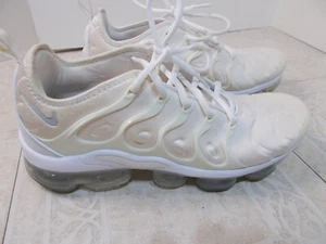 Womens Nike Air Vapormax Plus Size 9.5 Triple White 924453-100 Excellet - Picture 1 of 15