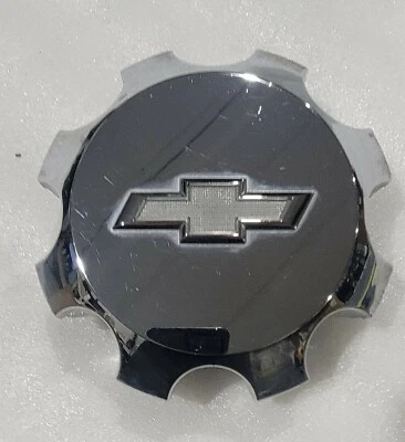 Оригинальный центральный колпак для Chevrolet Silverado 2500 3500 5771 5801 5803 2014–2019 годов выпуска 22950440 - Изображение 1 из 4