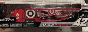 Kyle Larson #42 Target Chip Ganassi Racing 1/64 Hauler Diecast - Picture 1 of 3