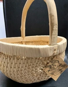 Country Chic or Cottage Style Wicker Basket 11”wide x 12”tall New - Picture 1 of 3