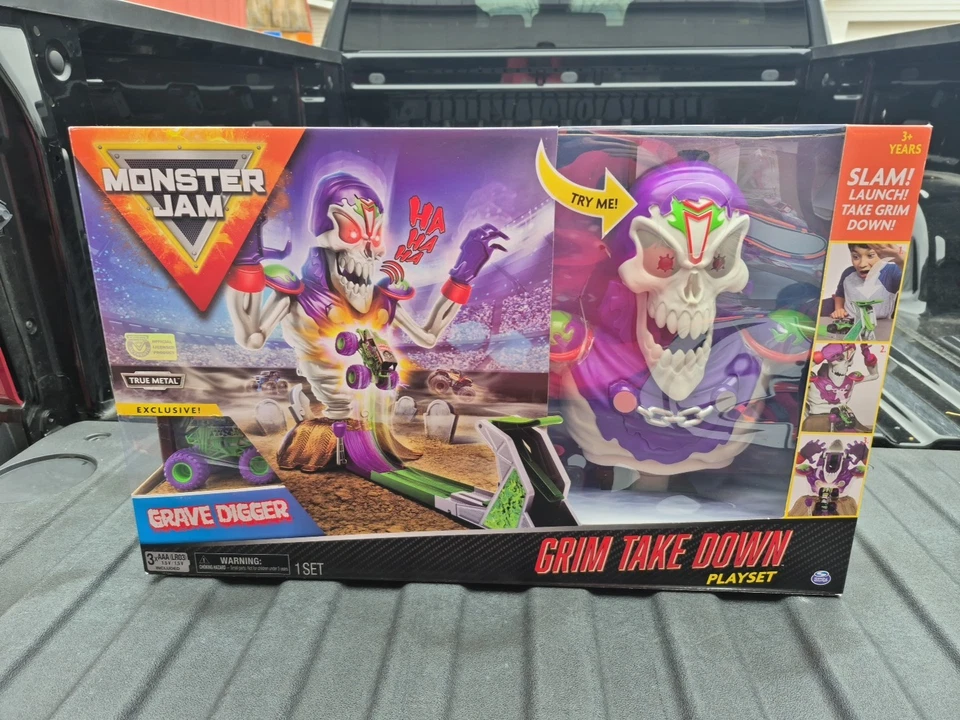 Monster Jam Grim Takedown Playset With Grave Digger Vehicle