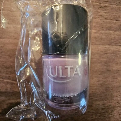 Mini esmalte de uñas Ulta Lilacing-you nuevo color: lavanda, lila, claro 0,22 fl oz  Foto 1 de 2