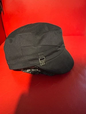 Chapéu masculino Dolce Gabbana 59.  Novo custava US$ 375.  Usado 3 vezes.  Vem com bolsa original - Imagem 1 de 4