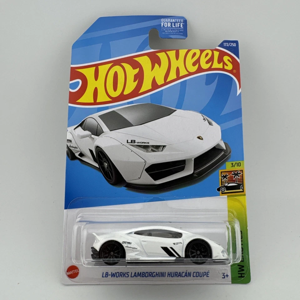 Hot Wheels Range Rover Classic 1:64 Diecast Vehicle - Green