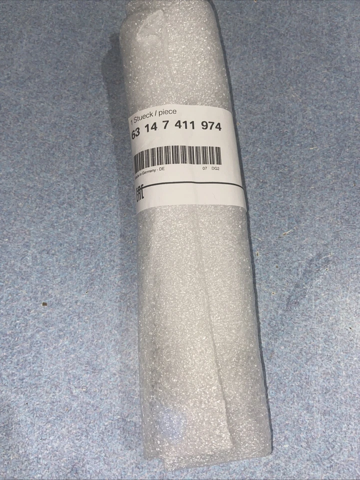 2018-2023 BMW X3 X4  SIDE-MARKER Front REFLECTOR, NEW OEM 63 14 7 411 974 - Image 1 of 2