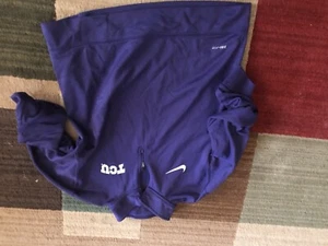 Nike Boys Purple Pullover Boys Medium 1/4 Zip - Picture 1 of 5