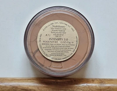 Maquillaje en polvo suelto Vita-Mineral Estee Lauder NUTRITIOUS INTENSIDAD 3.0 (0.52 OZ) Foto 1 de 4