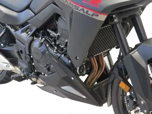 Adatto a Honda XL750 Transalp 2023 > Pancia ventre look carbonio e rete argento di powerb - Foto 1 di 6