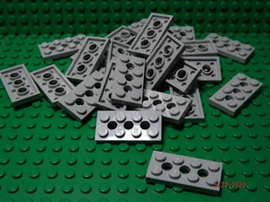 ** 25 Karat Lot ** Lego NEU hellbläulich grau Technic 2 x 4 Platte mit 3 Löchern - Bild 1 von 1