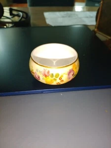 ROYAL WORCESTER BLUSH - SMALL PILL DISH - 1907 - Picture 1 of 4