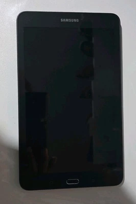 Samsung Galaxy Tab Wifi + Paquete 4G + Estuche de alta resistencia Foto 1 de 4