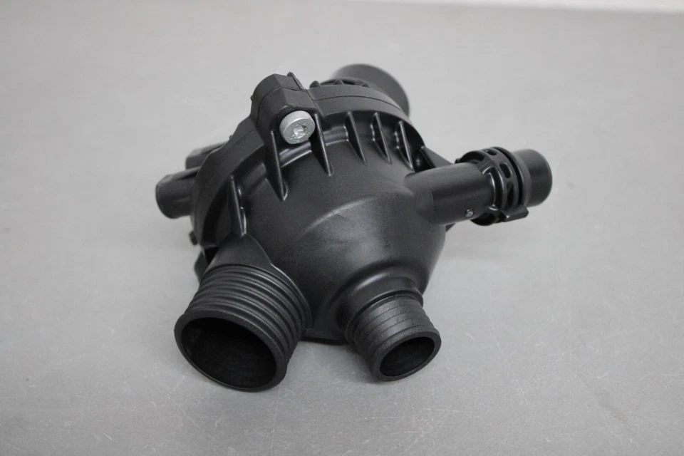 2004 2011 BMW E60 E61 E90 E91 E93 Z4 X3 ENGINE COOLANT THERMOSTAT Foto 1 de 4