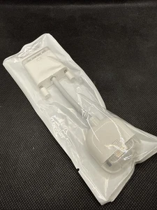 Genuine OEM Apple DVI to VGA Monitor Adapter Brand New In Package - Picture 1 of 2