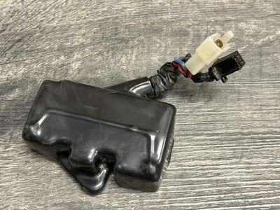 1988-2007 VT600 600 Shadow OEM Fuse Box 38200-MR1-830 - Image 1 of 4