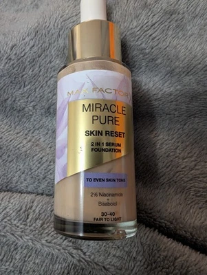 MAX FACTOR MIRACLE PURE SKIN RESET 2 IN 1 SERUM FOUNDATION 30 ml  CHOOSE SHADE - Image 1 of 4