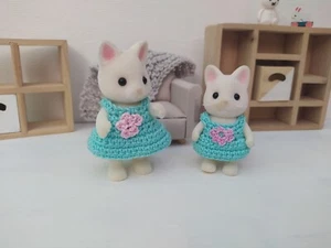 Lote De Ropa Para animales calico critters vestidos ganchillo - Imagen 1 de 3