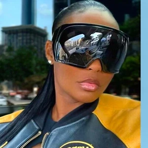 Occhiali da sole Y2K oversize con visiera avvolgente | scudo senza montatura tonalità moda - Foto 1 di 7