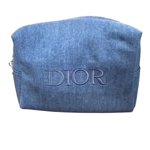 Dior Beauty Denim Make-up Tasche Kosmetiktasche Stern Anhänger Reißverschluss 6x4x3,5 EUC 2024 - Bild 1 von 8