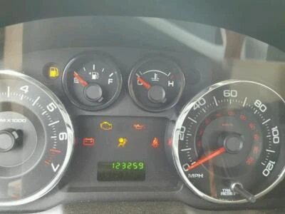 Brazo de control inferior delantero derecho usado delantero se adapta a: Ford Edge 2007 delantero derecho Foto 1 de 4