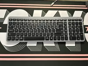 B.O.W Dual Mode Wireless Bluetooth Slim Keyboard In Black K670 - Picture 1 of 4